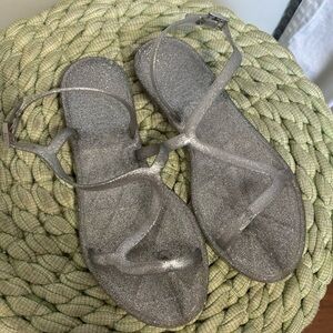 Schutz Tanner Glitter Silver Toe Loop Ankle Strap Flat Jelly Sandals